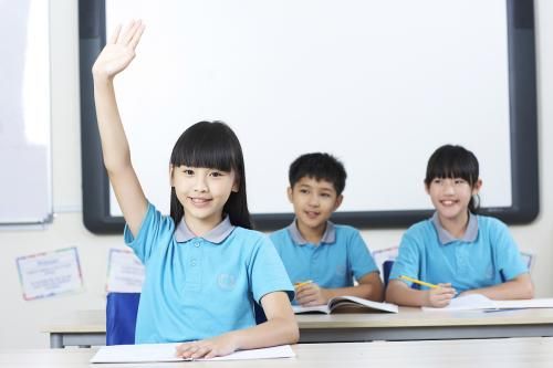 學(xué)校飲水問題終于走進(jìn)了兩會(huì)