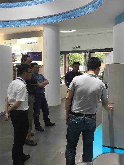 加強國際合作，促進共同發(fā)展，美國洛杉磯客戶來濾中濾洽談合作